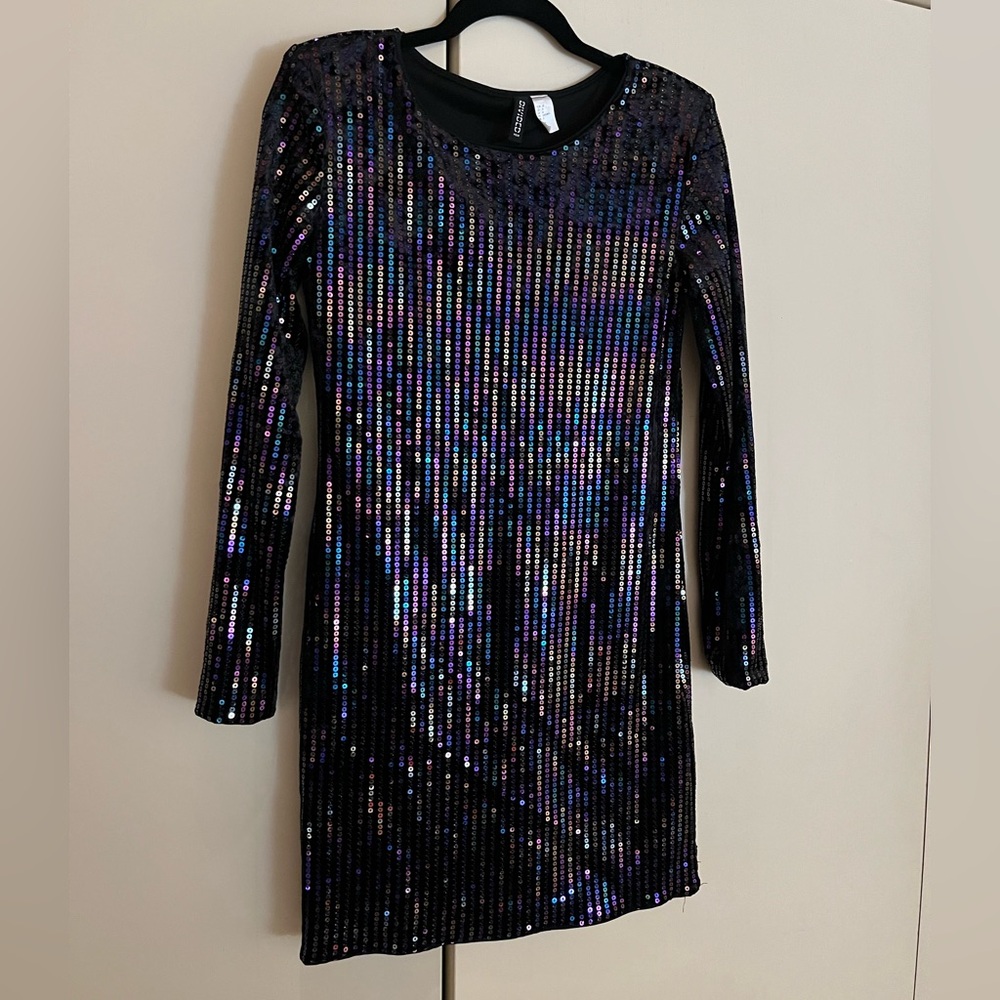 H&M Black Sequin Long Sleeve Dress